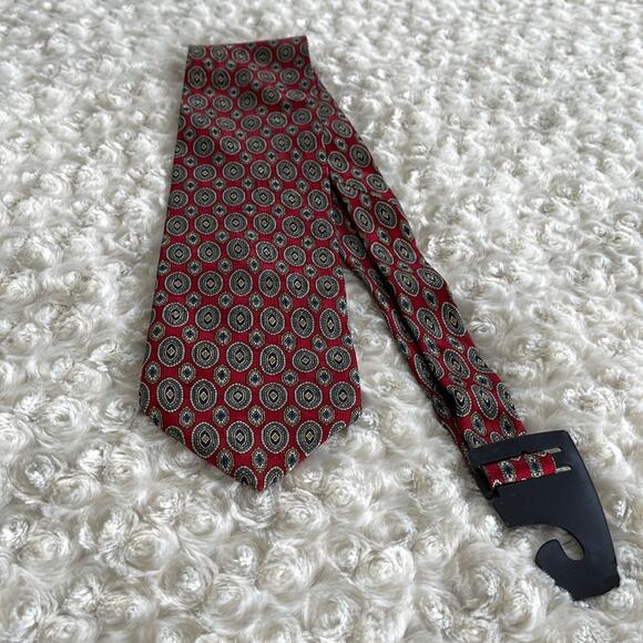 Pierre Balmain Paris Men’s Silk Tie Medallion Print Red Blue Gold Made in USA - Picture 4 of 6